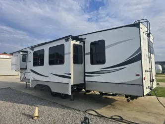 2021 Keystone Cougar 357UMR - Photo 4