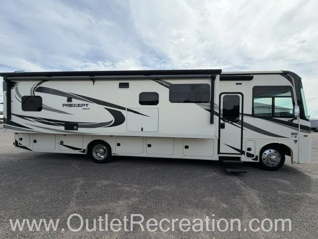 2022 Jayco Precept 34G - Photo 4