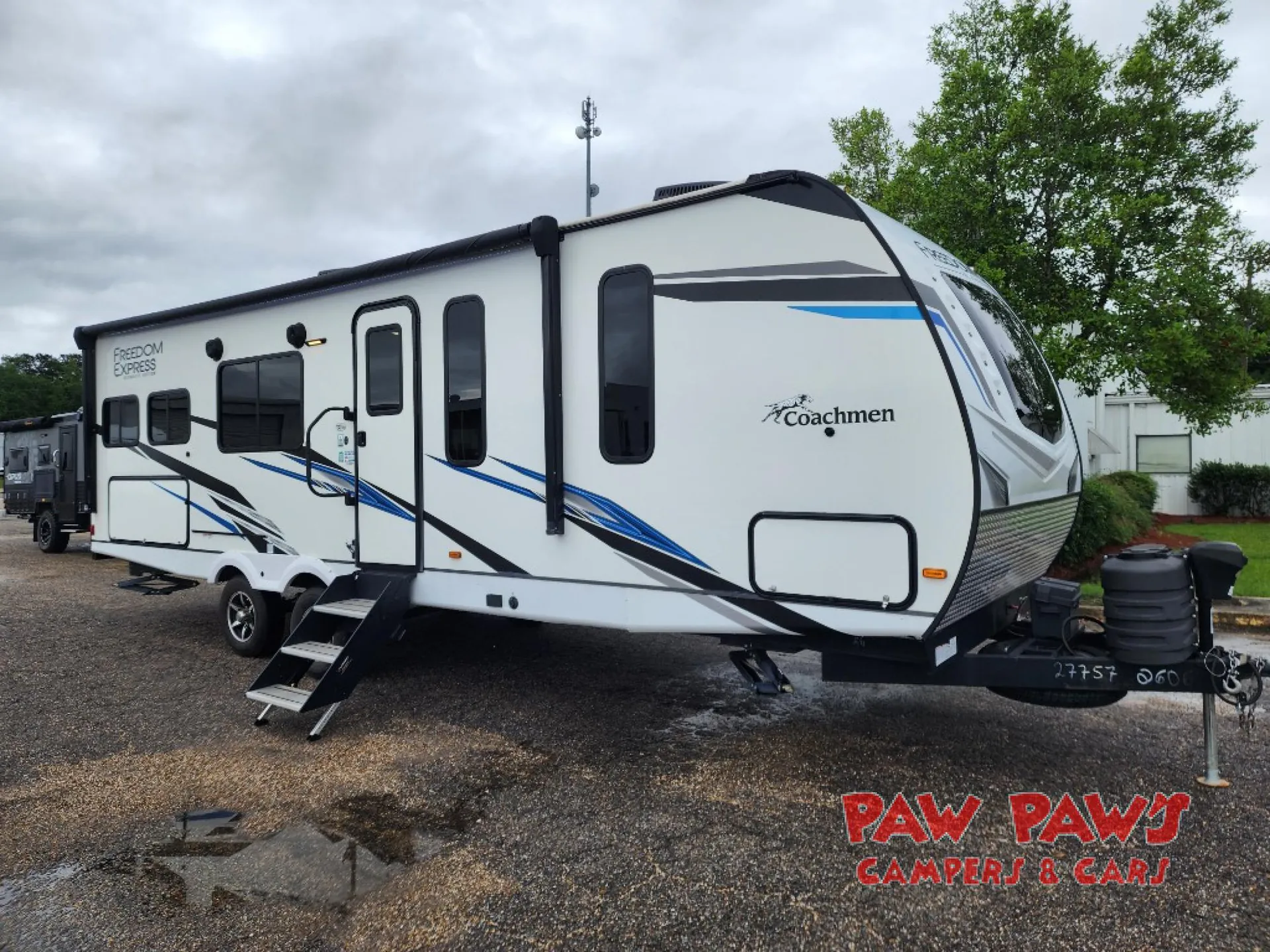 2023 Coachmen Freedom Express Ultra Lite 274RKS - Photo 2