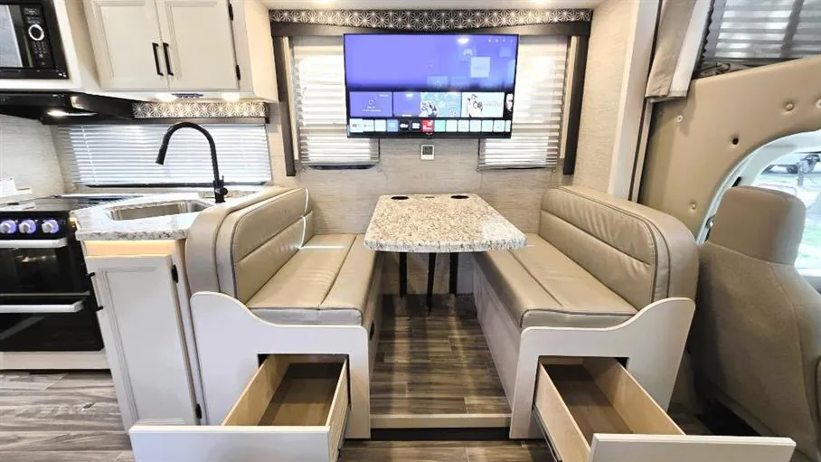 2022 Thor Motor Coach Freedom Elite 28HE, Photos photo 11