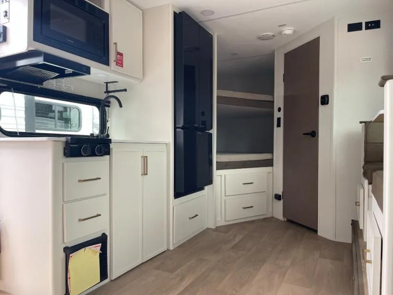 2026 Grand Design Transcend One 161BH - Photo 3