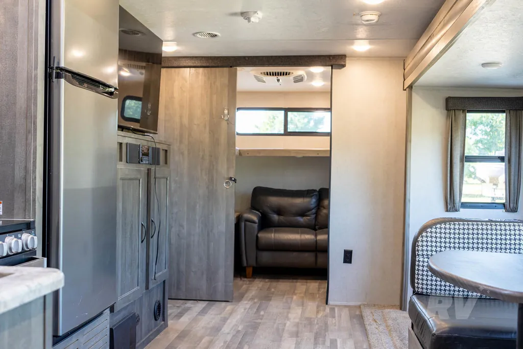 2020 Forest River Vibe 28BH, Photos photo 13