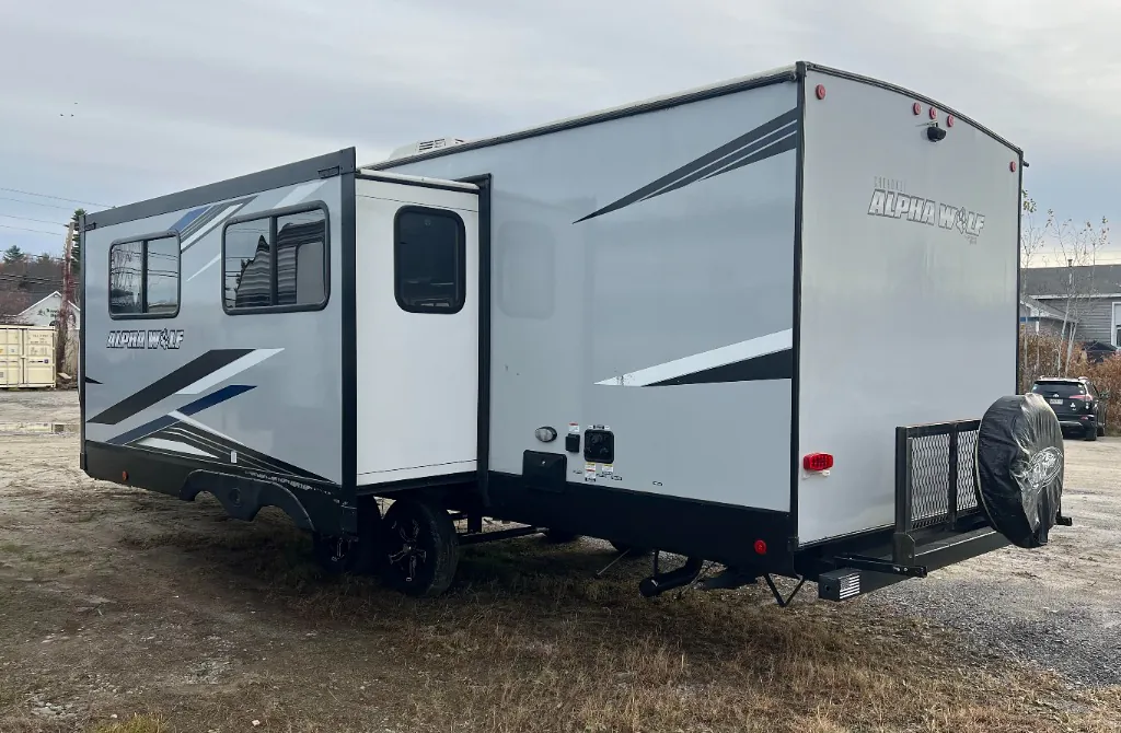 2022 Forest River Cherokee Alpha Wolf 26RB-L, Photos photo 21