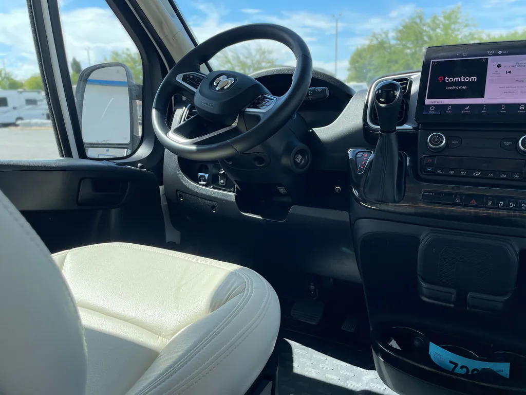 2025 Winnebago Travato 59G, Photos photo 36