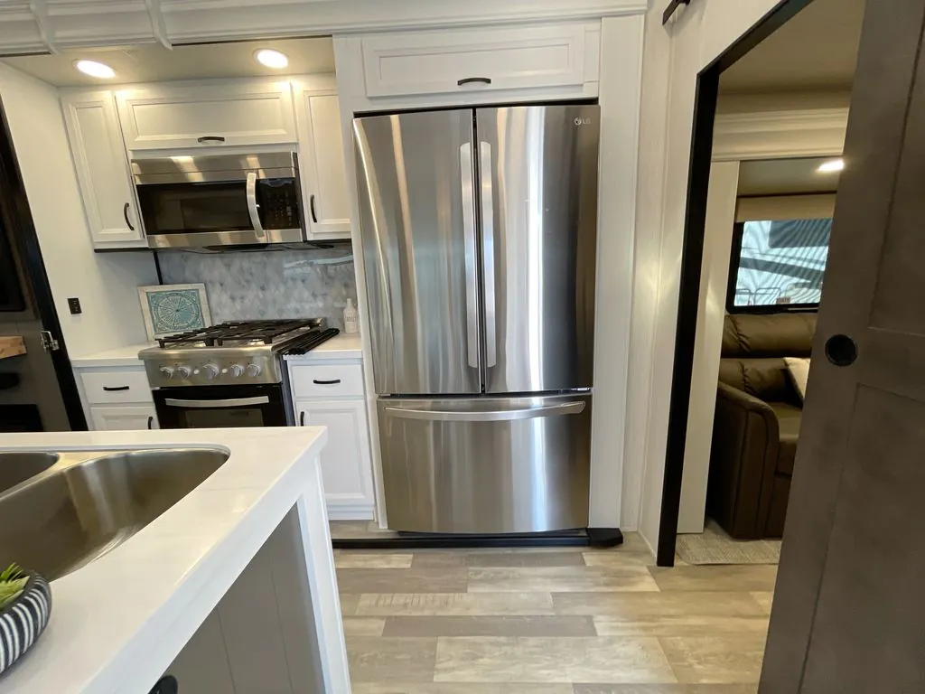 2023 Forest River Cedar Creek 377BH, Photos photo 10