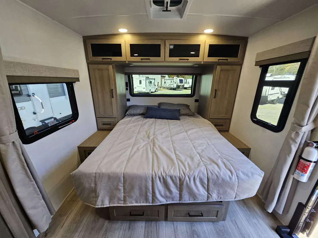 2027 Forest River Flagstaff Micro Lite 22LKS, Photos photo 7