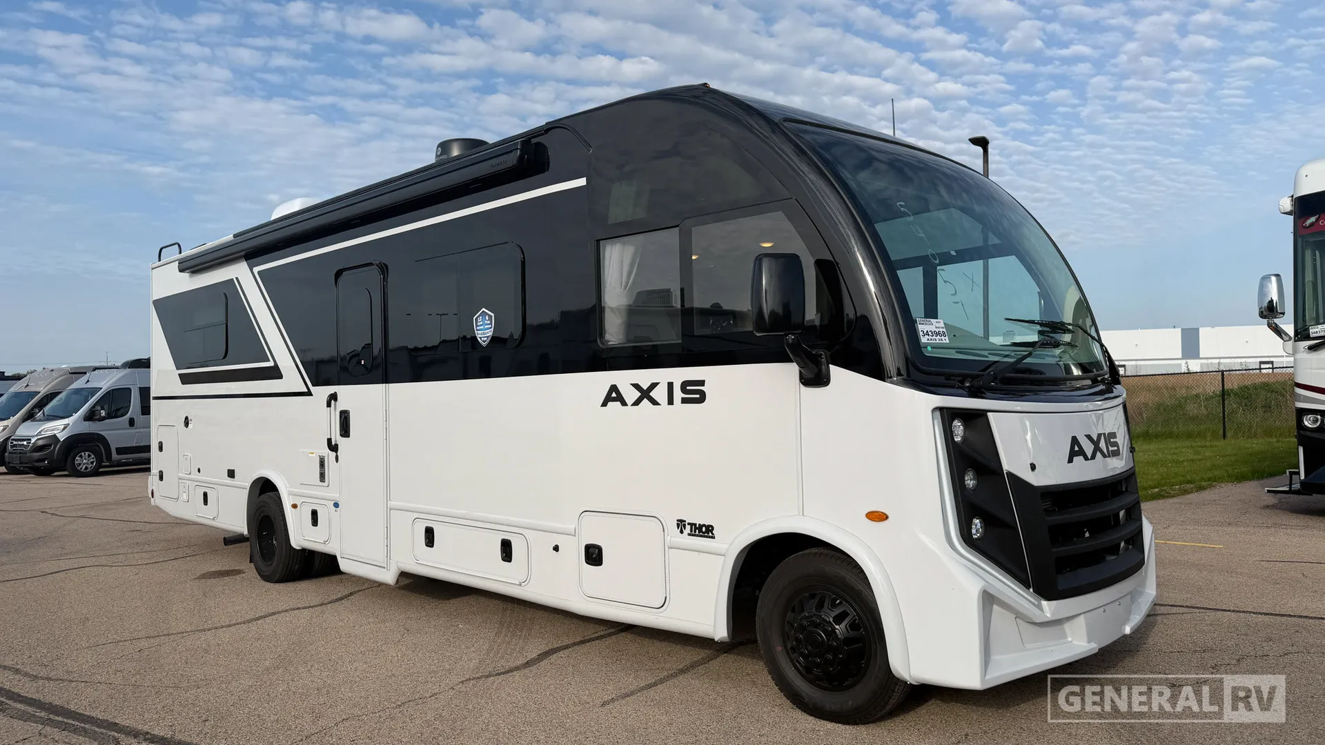 2026 Thor Motor Coach Axis 281 - Photo 2