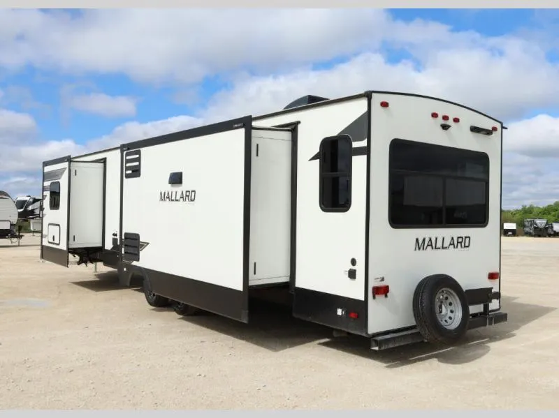 2022 Heartland Mallard Used    335 - Photo 3