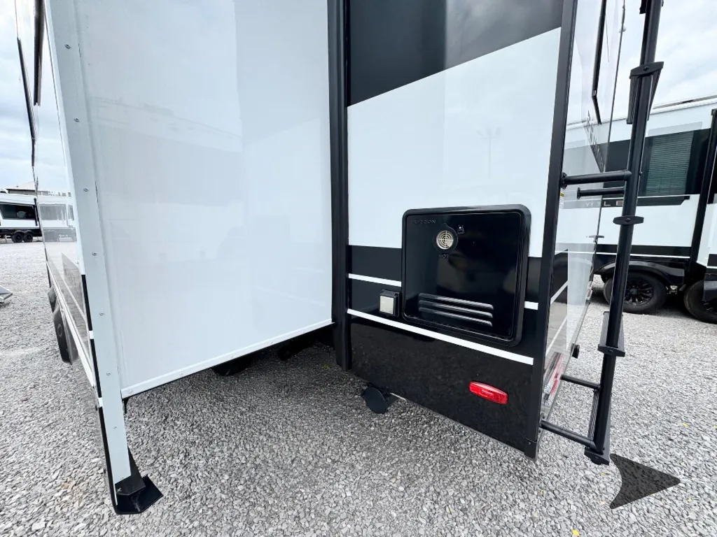 2026 Brinkley Model I 235, Photos photo 7