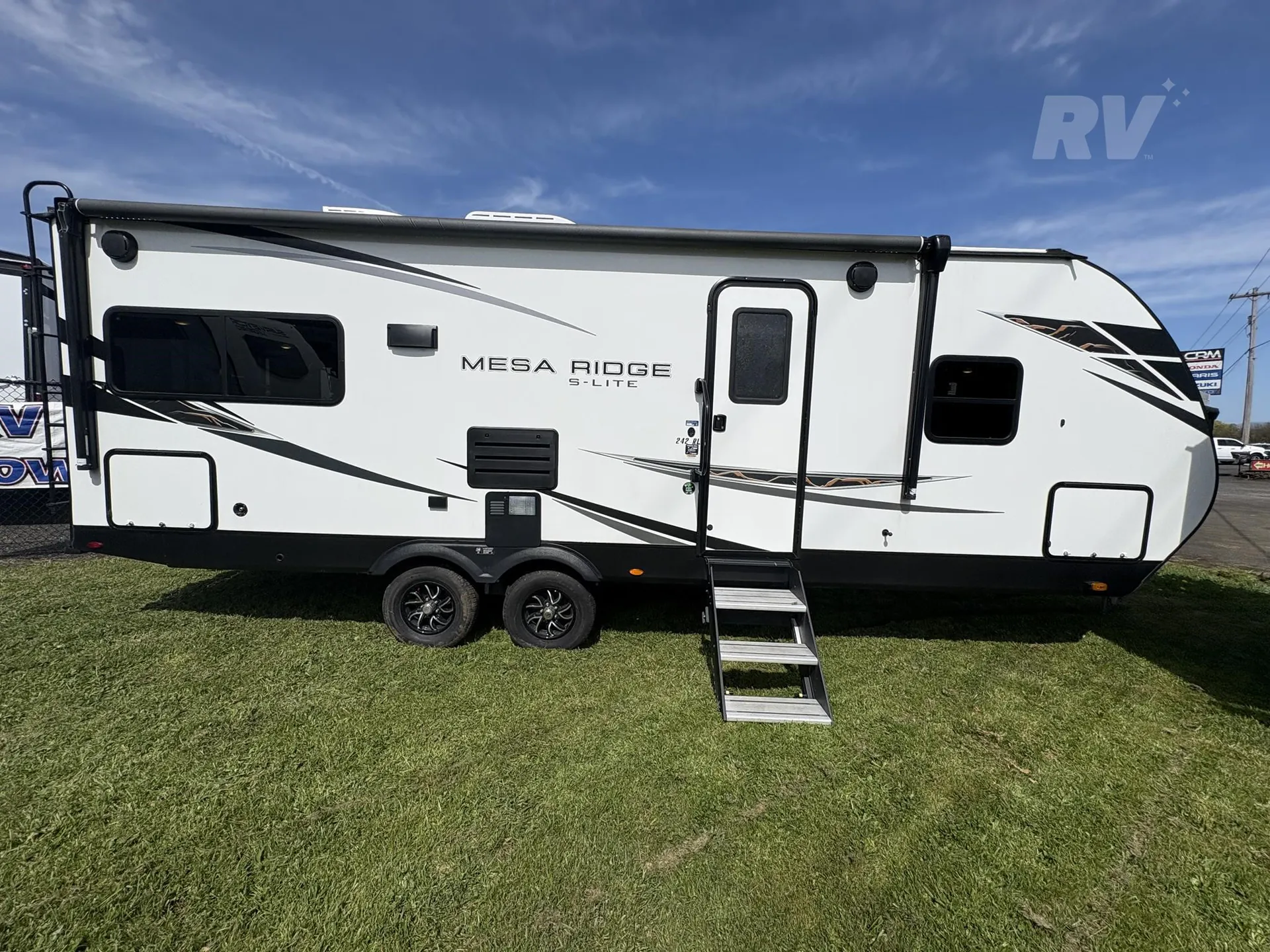 2023 HIGHLAND RIDGE MESA RIDGE S-LITE 242RL - Photo 3