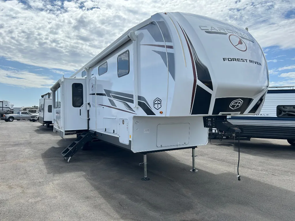 2026 Forest River Cardinal 35CRIB