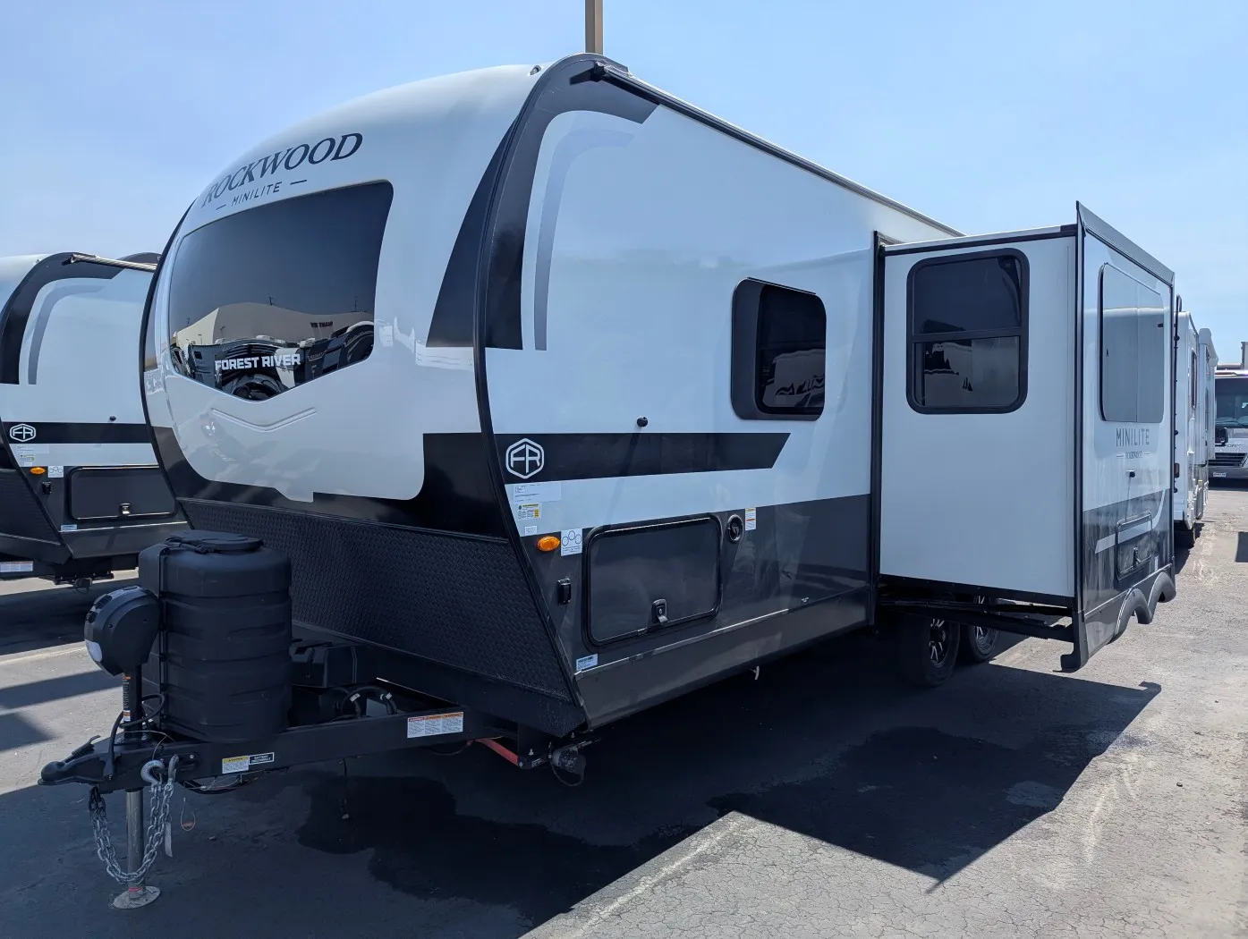 2026 Forest River Rockwood Mini Lite 2520BH - Photo 4