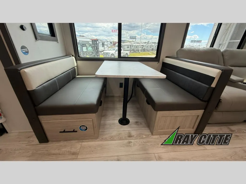 2026 East to West Della Terra 272RL, Photos photo 15