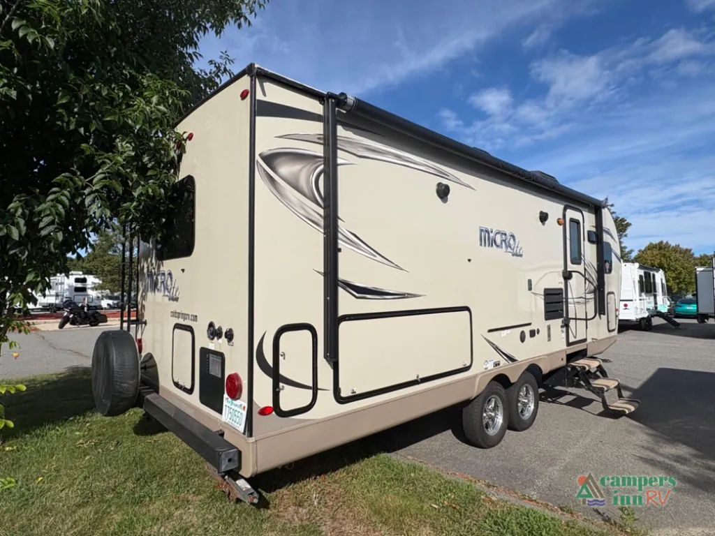 2018 Forest River Flagstaff Micro Lite 25FKS, Photos photo 5