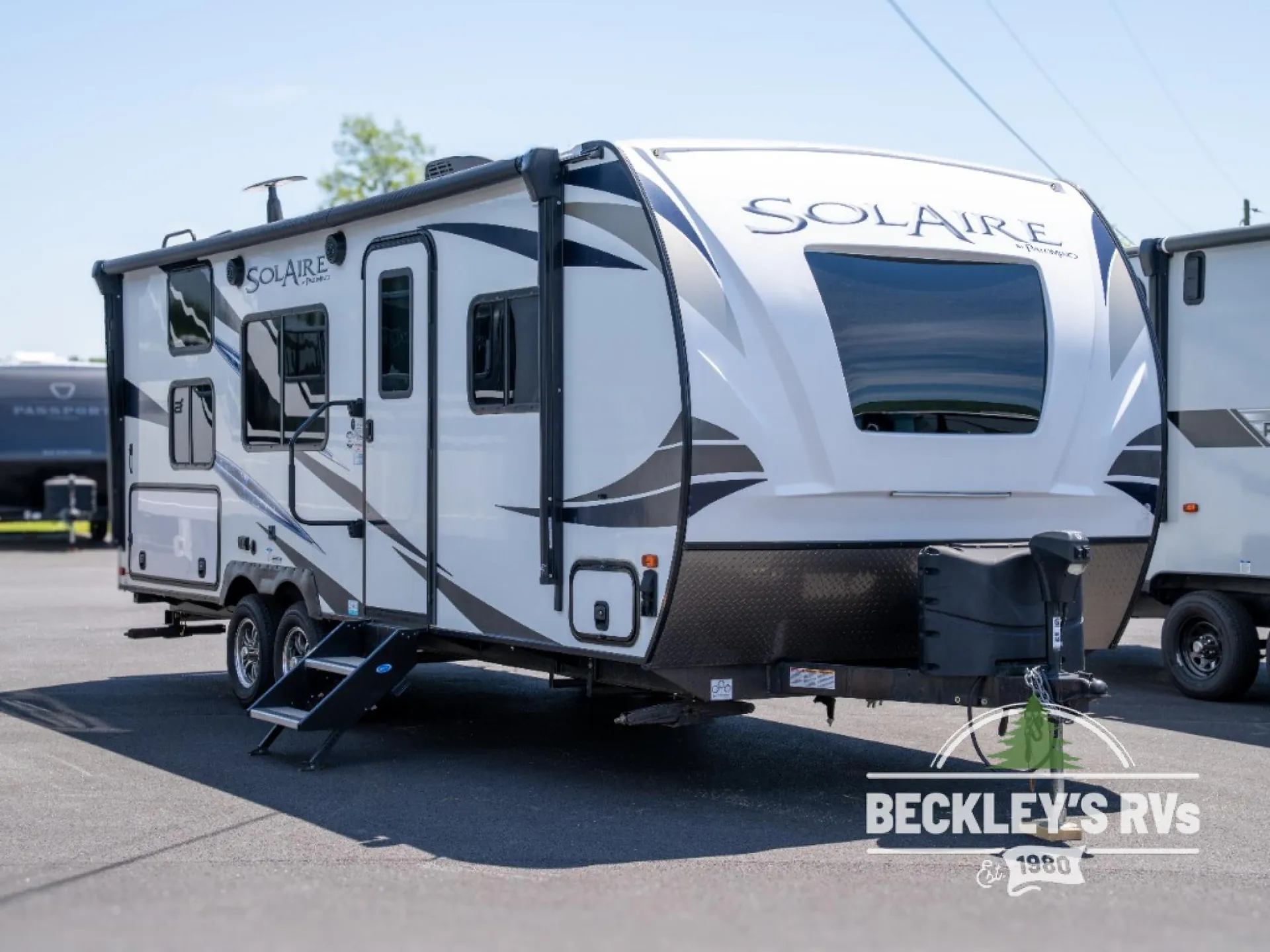 2021 Palomino Solaire 217 BH - Photo 2