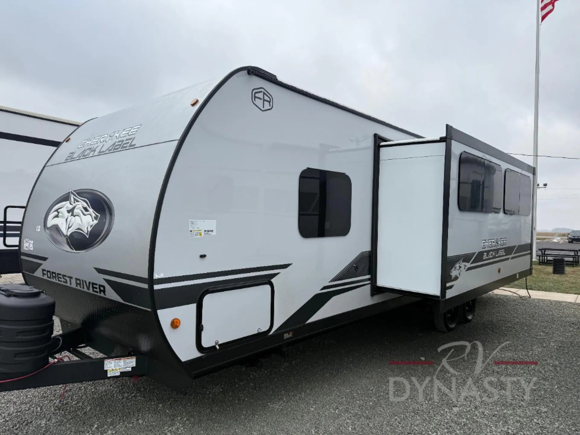 2026 Forest River Cherokee Grey Wolf Black Label 26KFBL - Photo 3