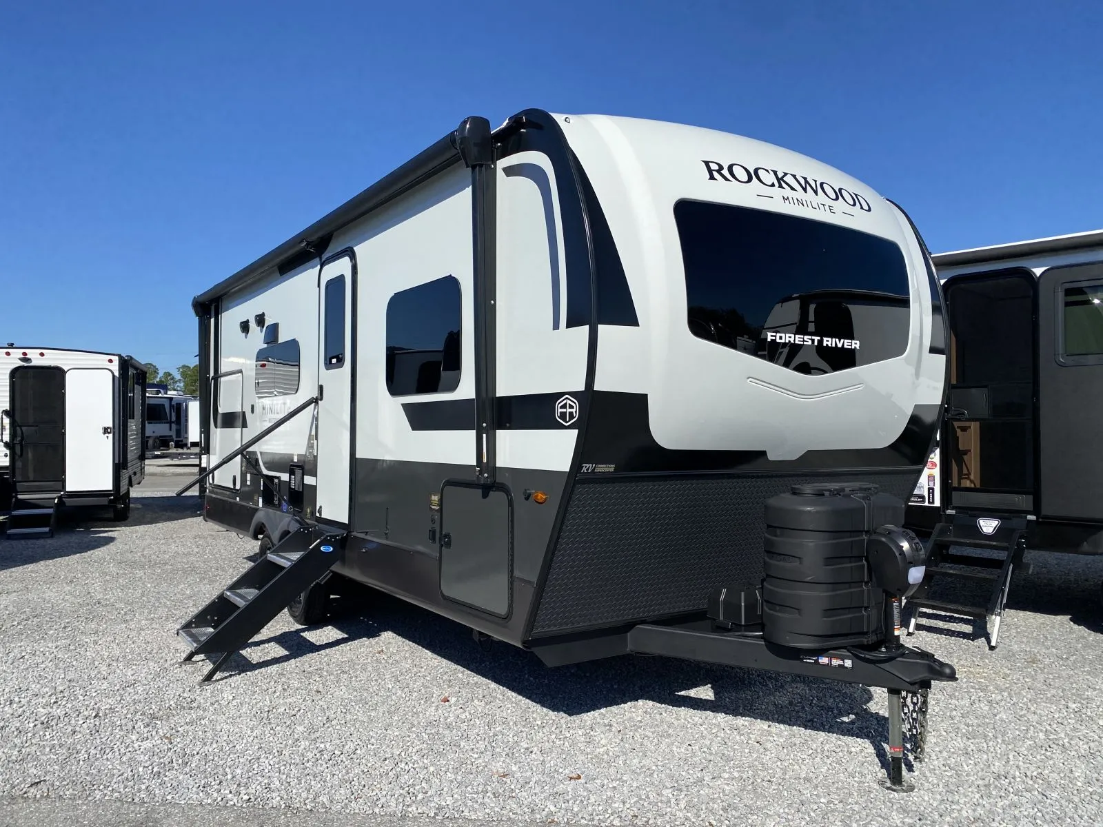 2026 Forest River Rockwood Mini Lite 2513S - Photo 2