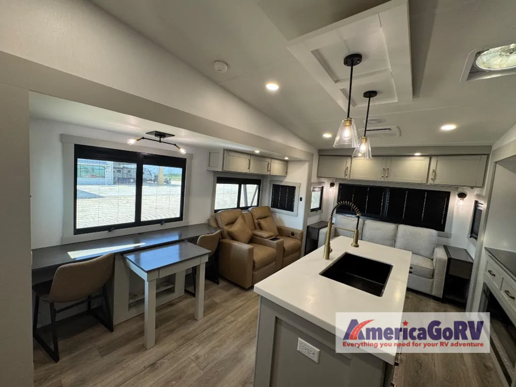 2025 Brinkley Model Z 3610, Photos photo 10