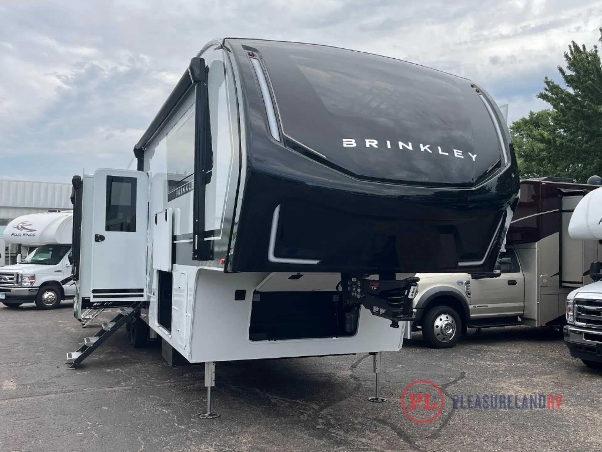 2026 Brinkley Model Z 3420