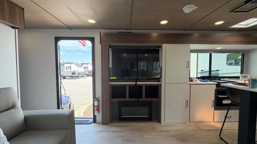 2026 Forest River Vibe 3400XL, Photos photo 11