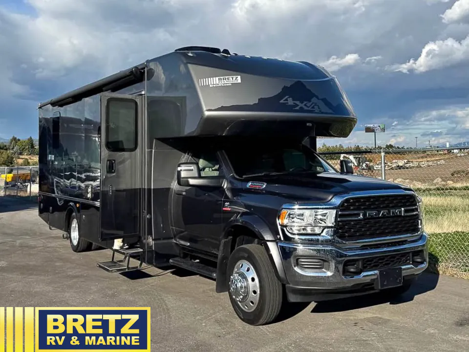 2024 Dynamax Corp Isata 5 Series 30FW - Photo 2