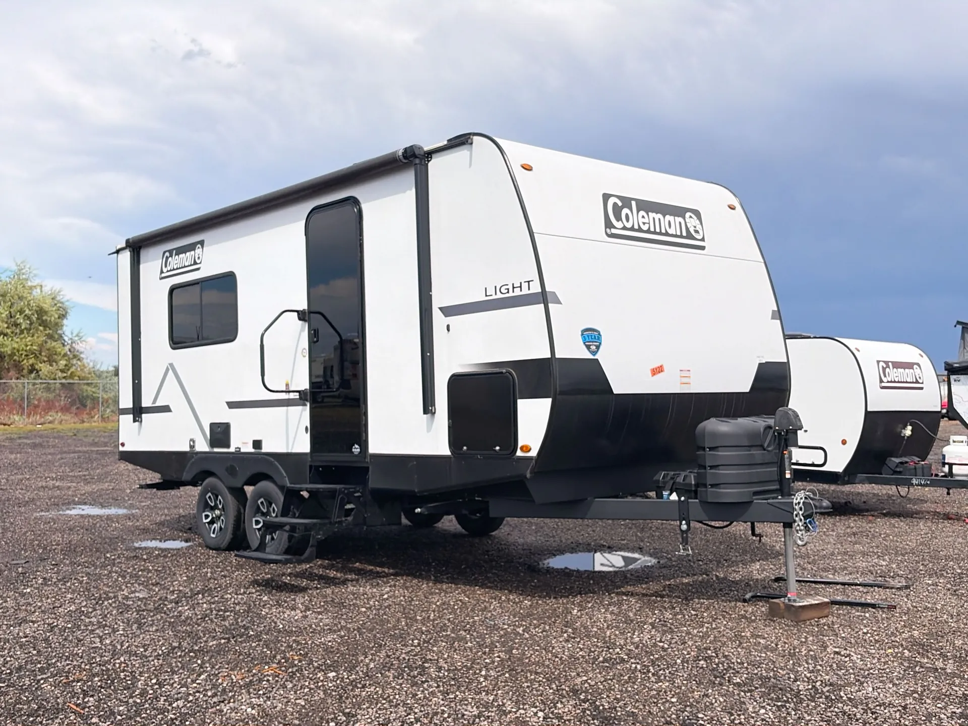 2025 Keystone Coleman Light 18RX - Photo 2
