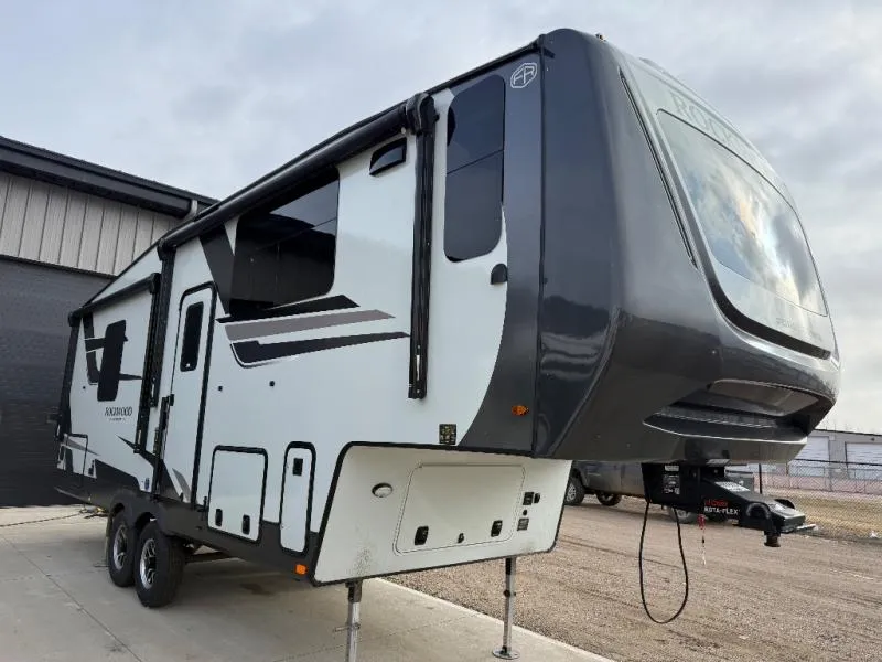 2026 Forest River Rockwood Signature 290SFK - Photo 2