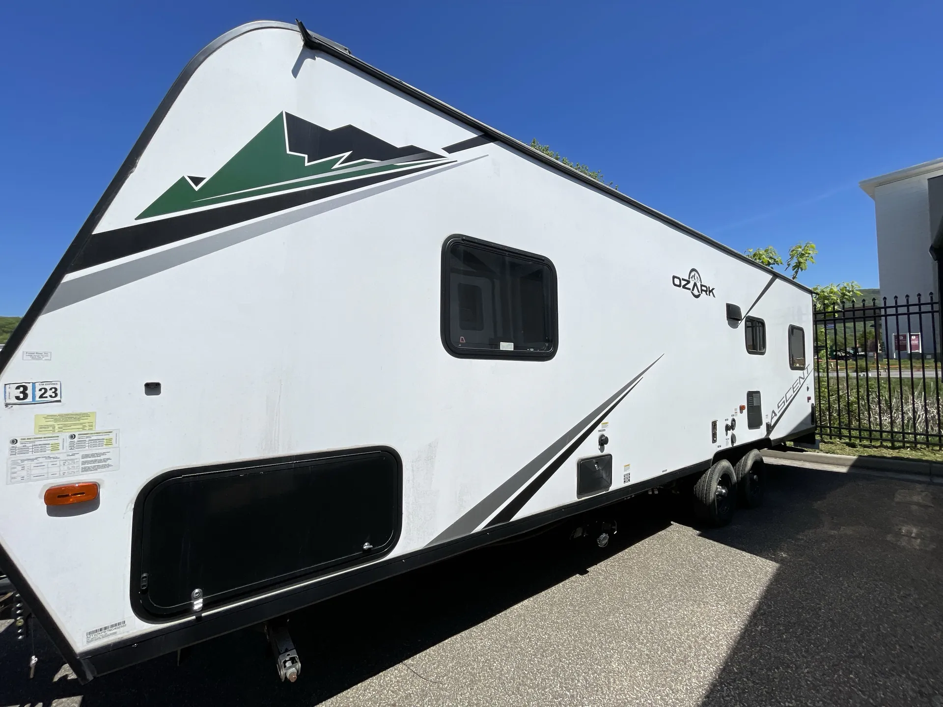 2022 Forest River Ozark 2500TH — off campside