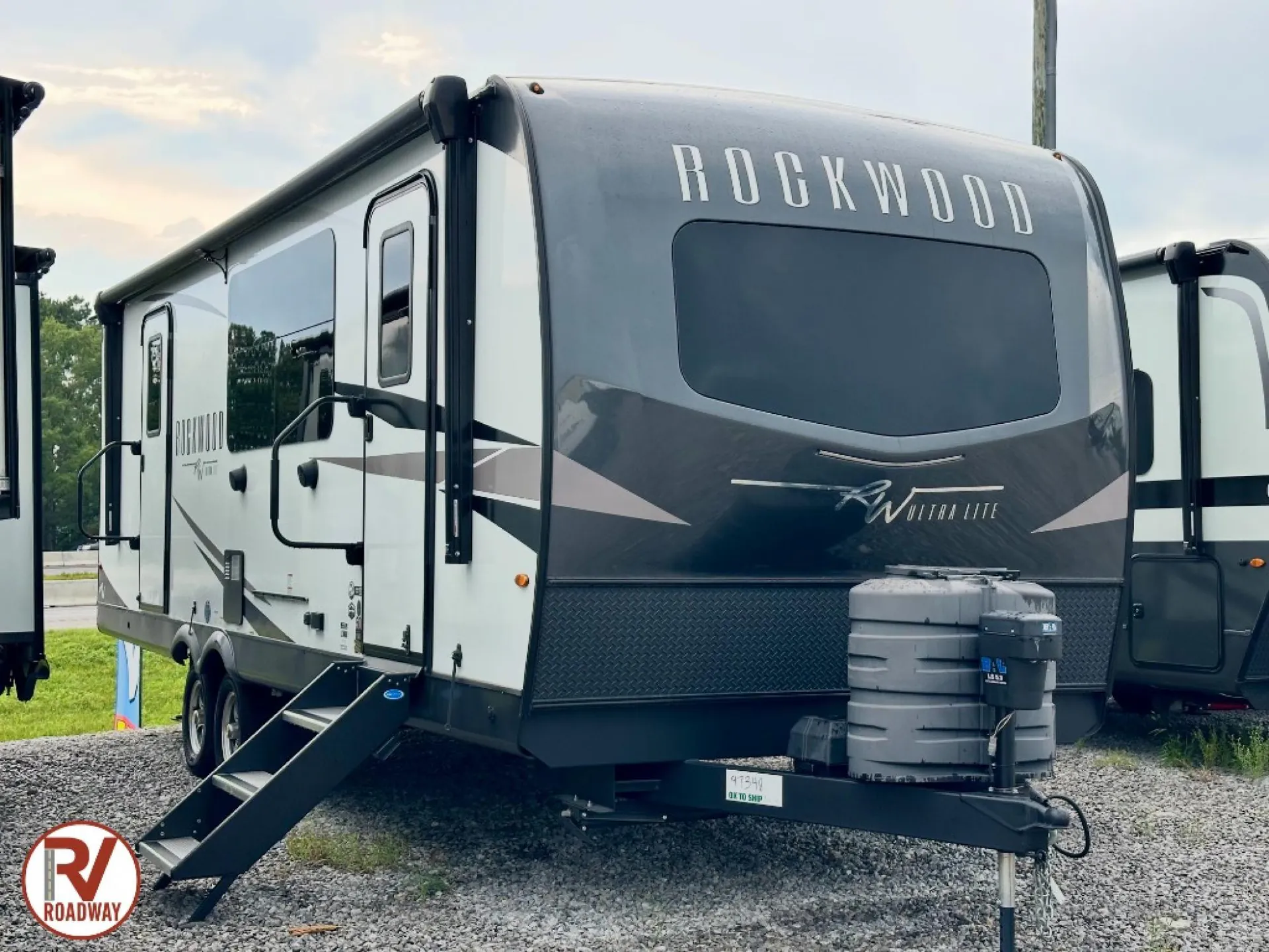 2025 Forest River Rockwood Ultra Lite 2619FK - Photo 2