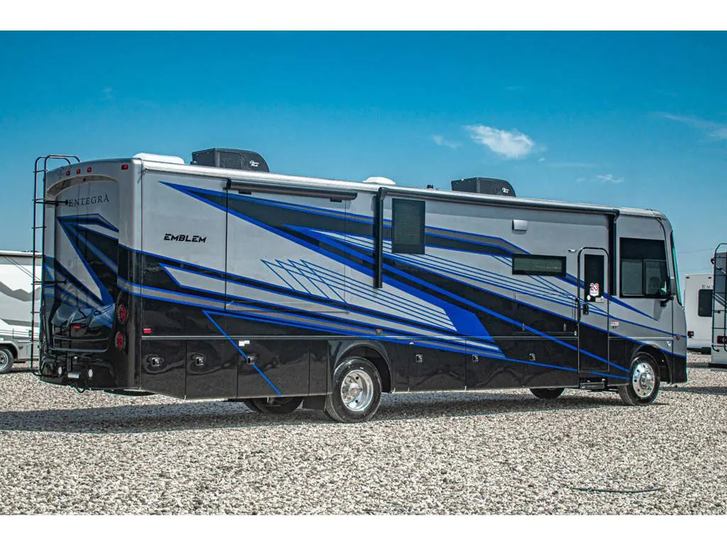 2027 Entegra Coach Emblem 36U, Photos photo 43