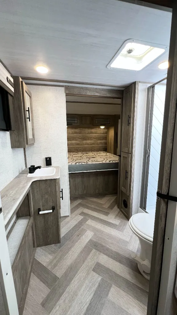 2020 Forest River RV Salem Hemisphere Hyper-Lyte 24RLHL, Photos photo 15