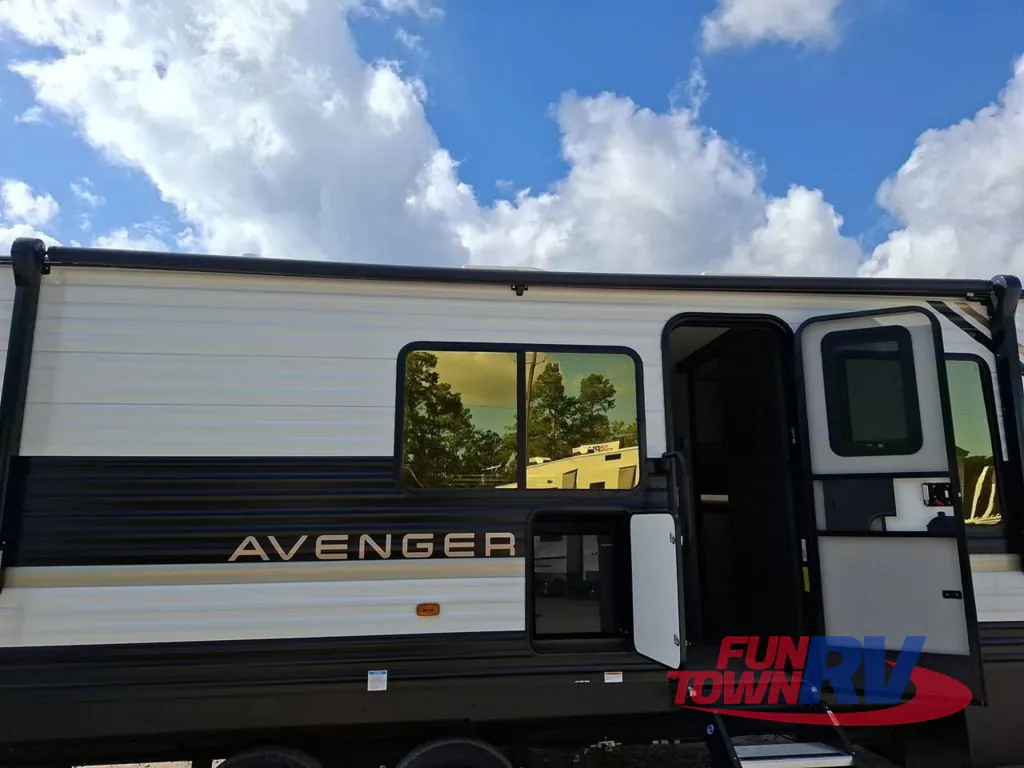2027 Forest River Avenger 25RBS, Photos photo 39