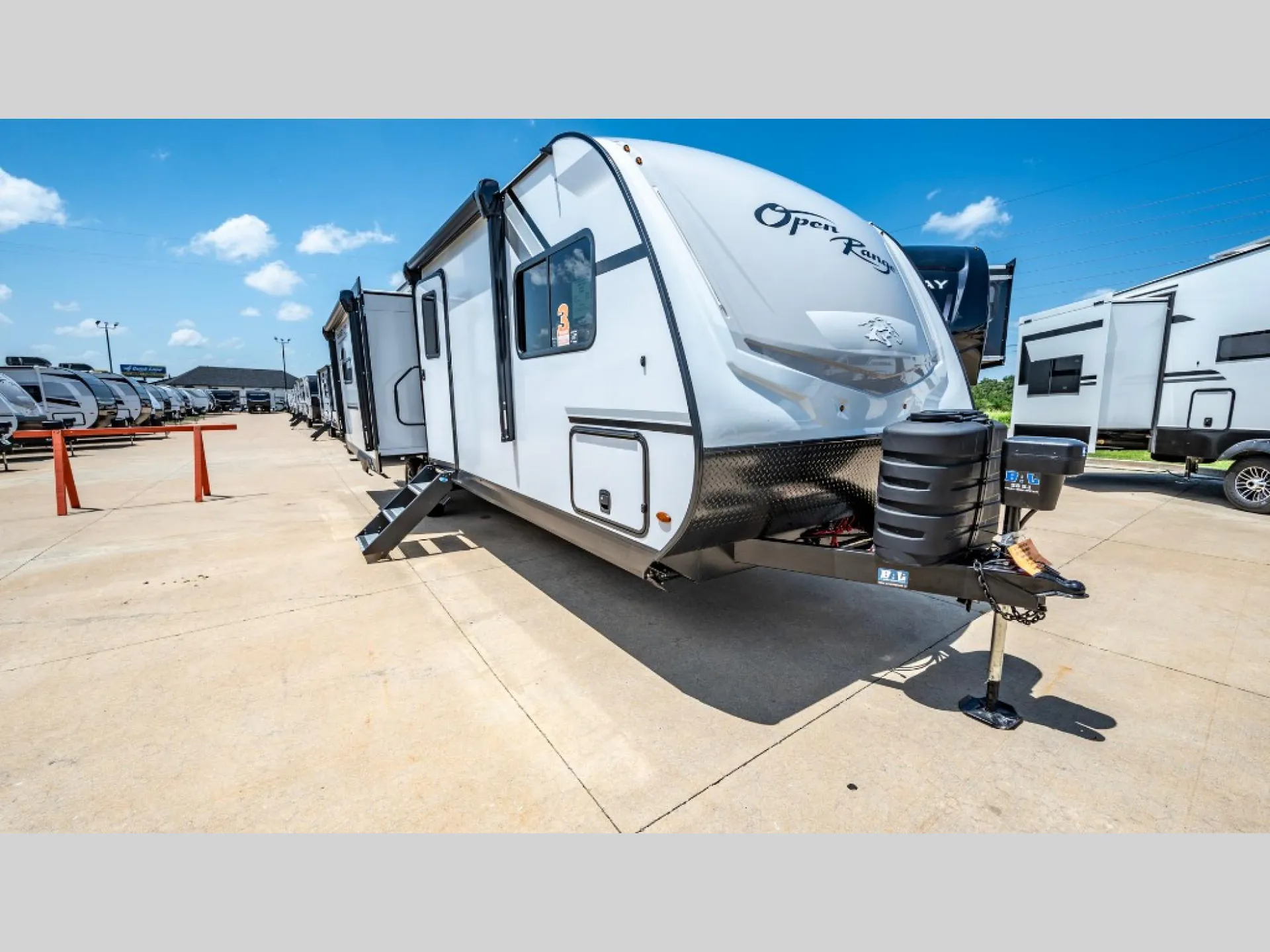 2027 Highland Ridge Range Lite 280MKI dealer photo 1 from St. Louis RV