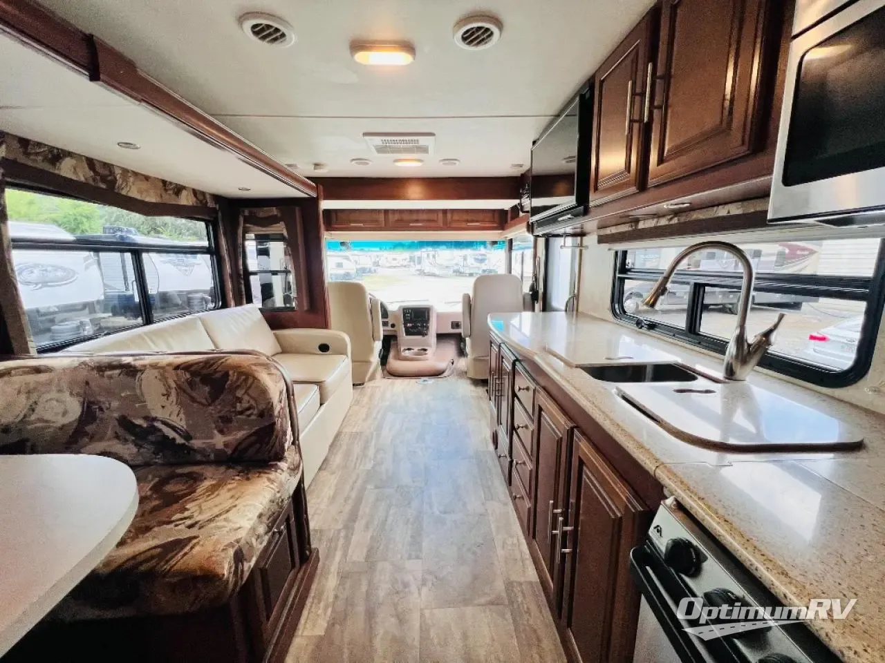 2016 Forest River Georgetown 329DS - Photo 3