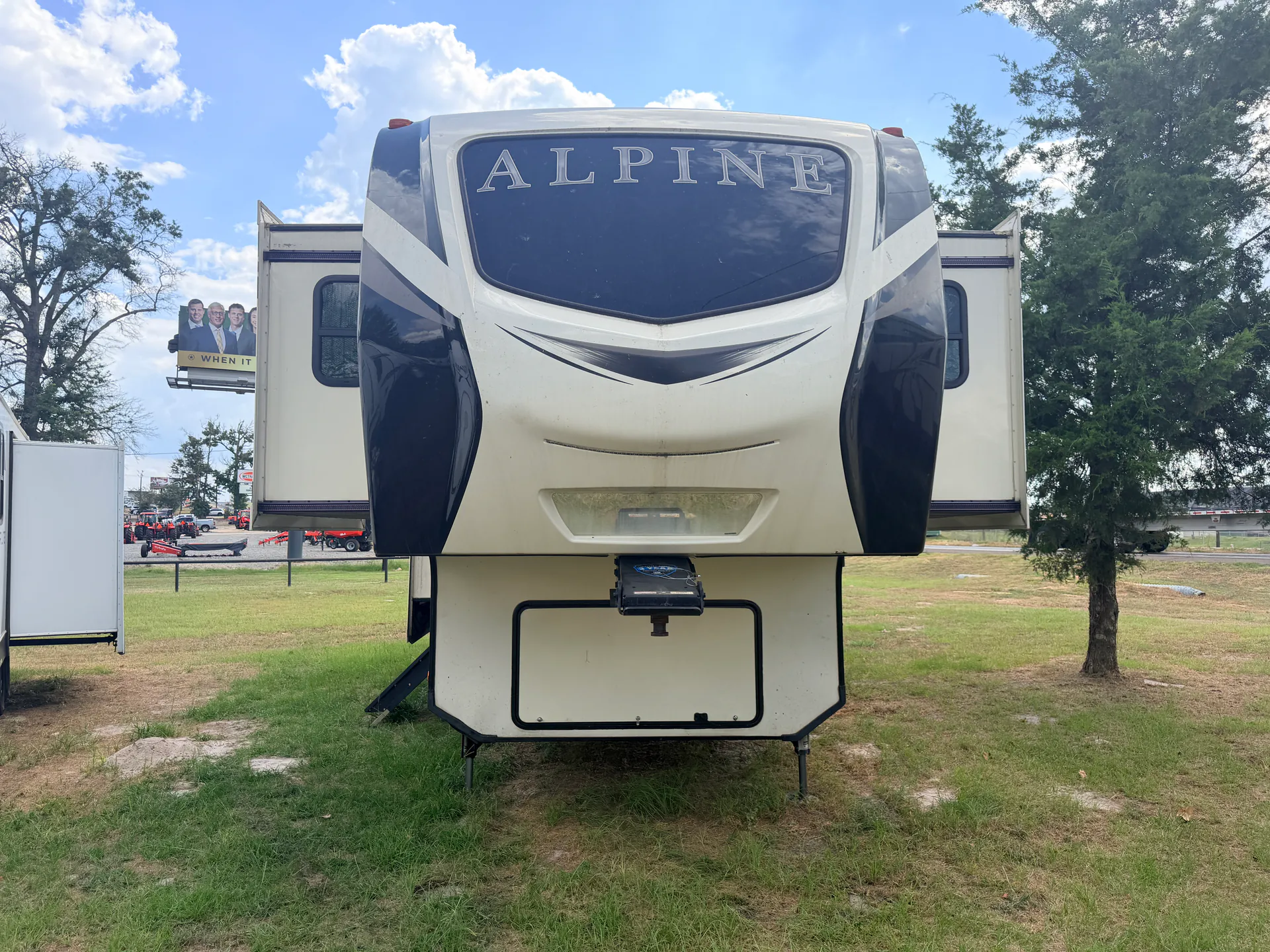 2020 Keystone Alpine 3711KP - Photo 4