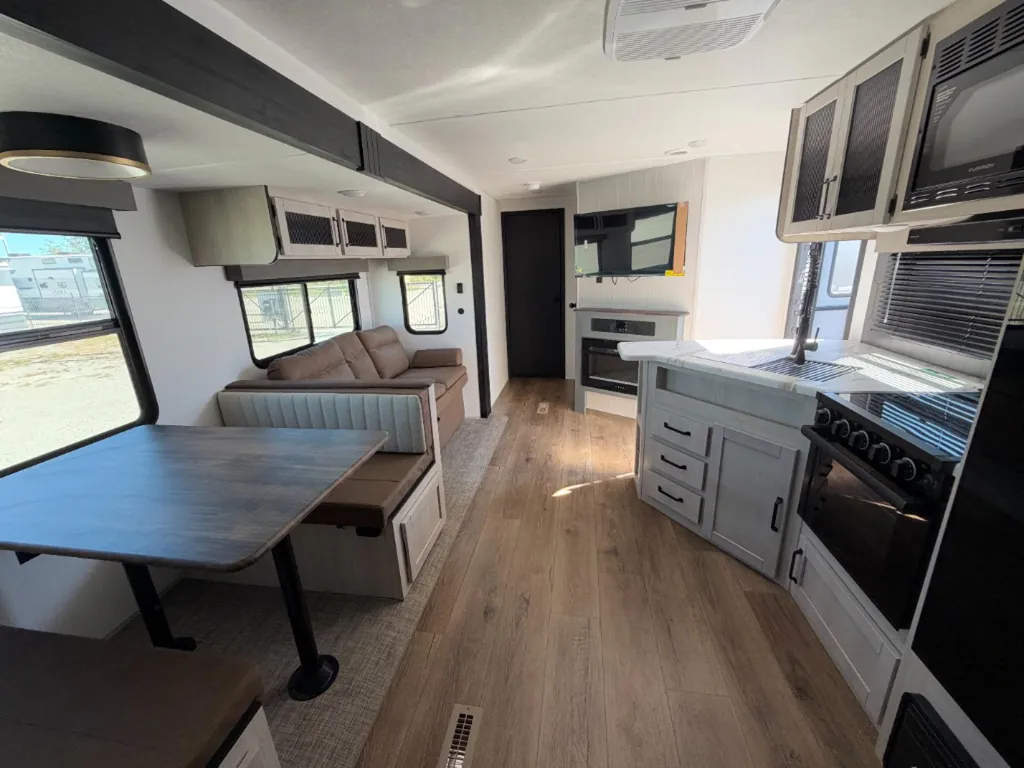 2027 Forest River Puma 32BHQS, Photos photo 4