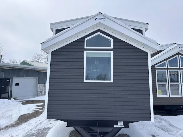 2026 Kropf Lakeside 8155 - Photo 3