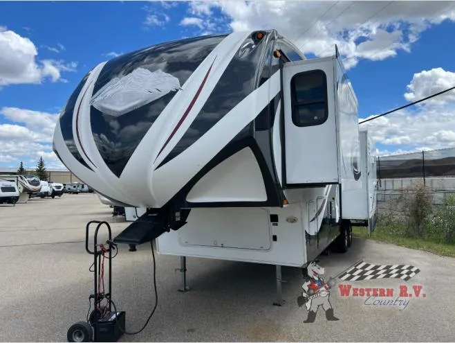 2013 Coachmen Chaparral 325MKS - Photo 2