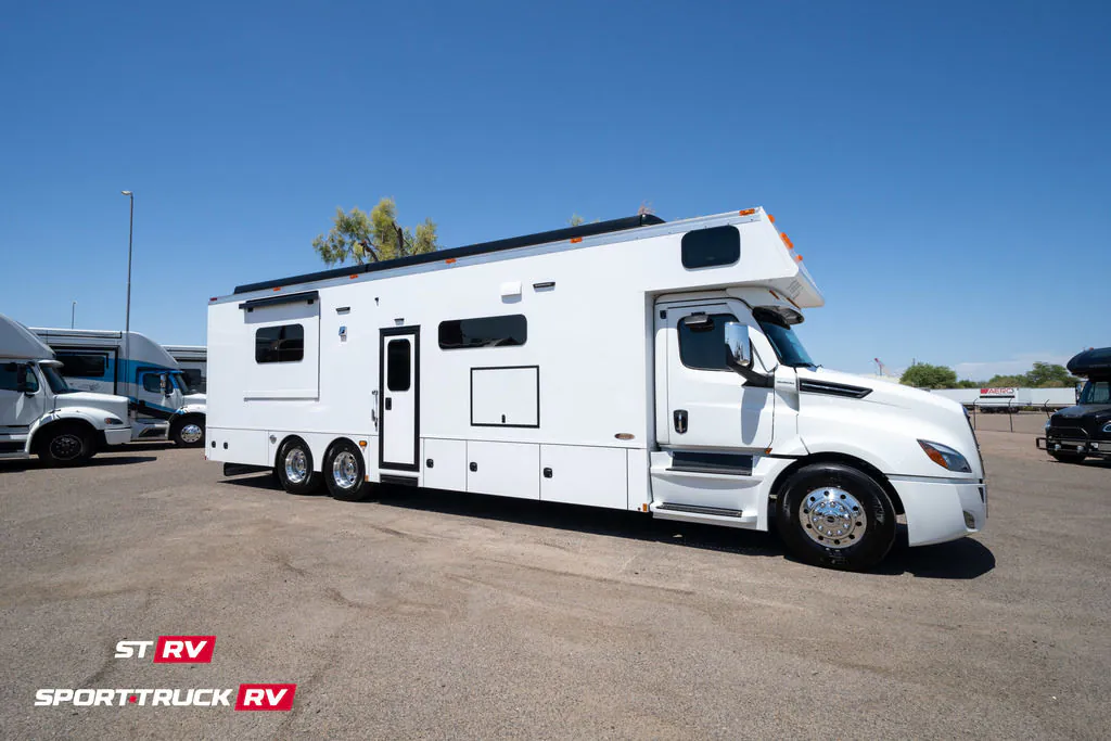2027 Renegade RV Classic 41CRB - Photo 2