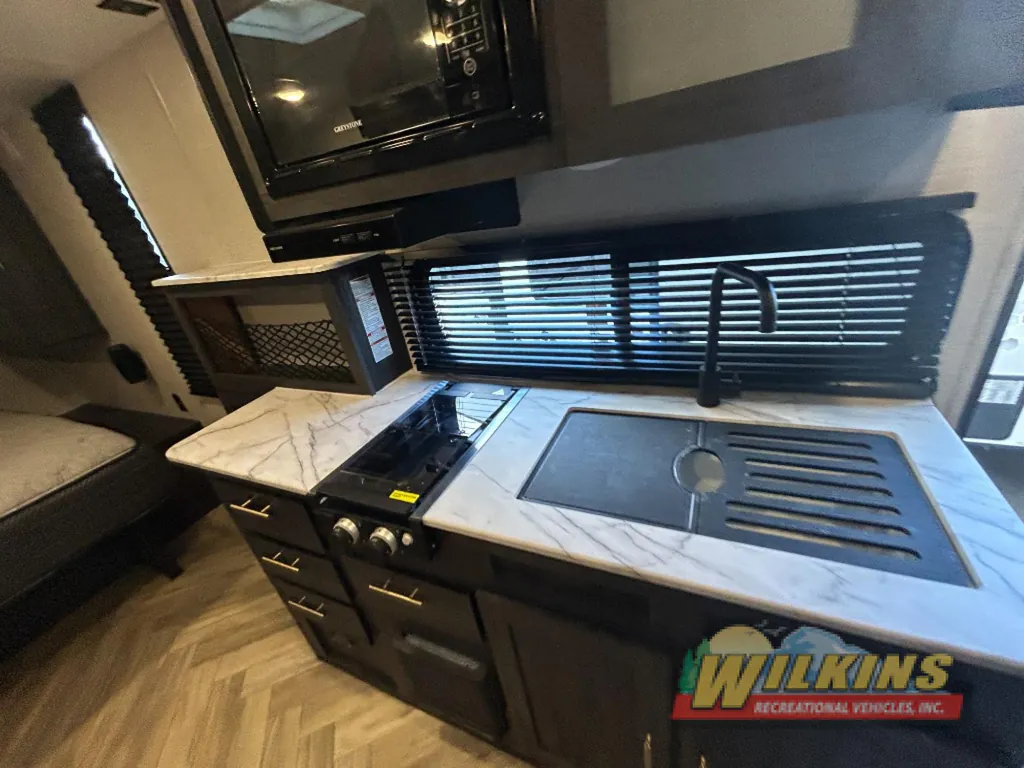 2022 Forest River Ozark 1800QS, Photos photo 19