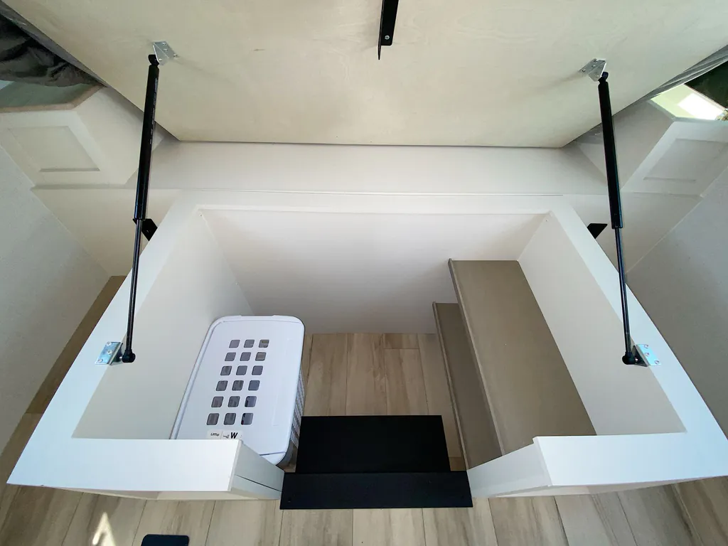 2026 Brinkley Model I 280, Photos photo 7