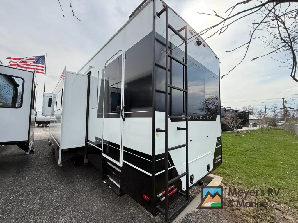2026 Brinkley Model Z 3515, Photos photo 5