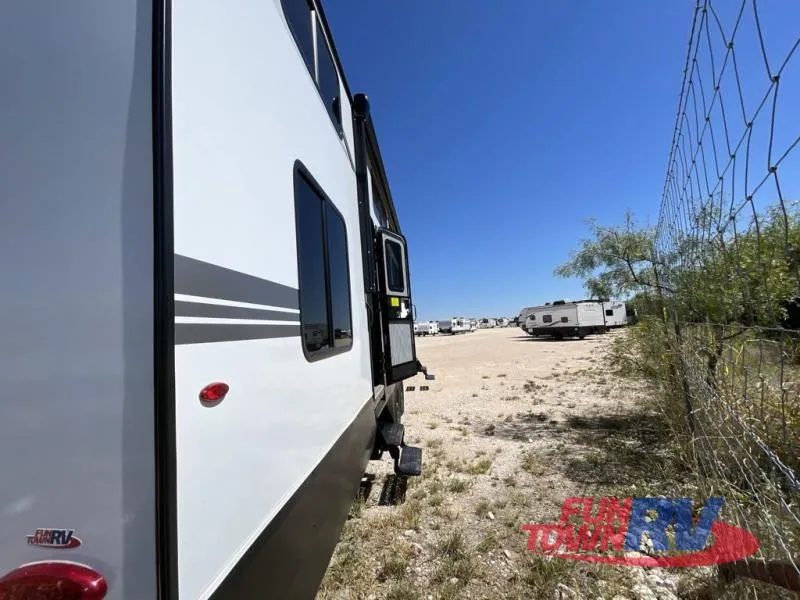 2026 Jayco Jay Flight Bungalow JayLoft - Photo 3