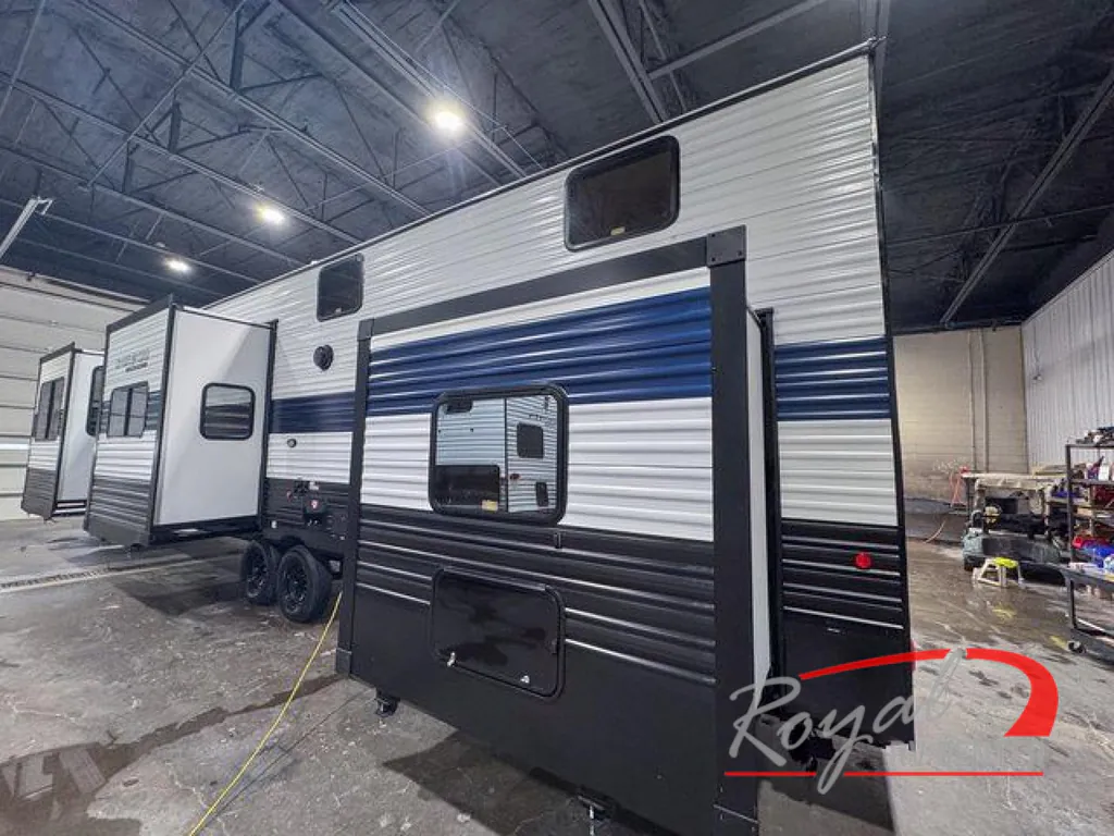 2026 Forest River Cherokee Timberwolf 39DK, Photos photo 5