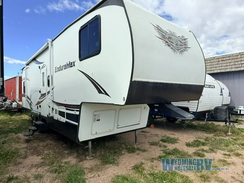 2011 Gulf Stream RV EnduraMax 30MFW - Main photo