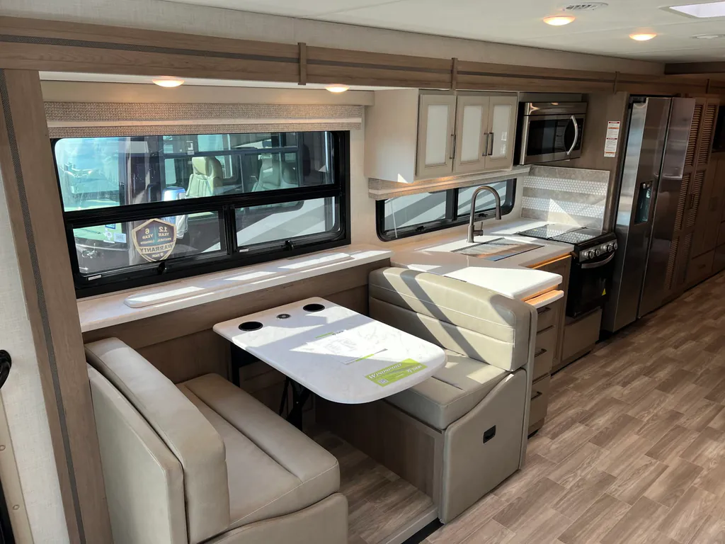 2027 Thor Motor Coach Windsport 36H, Photos photo 11