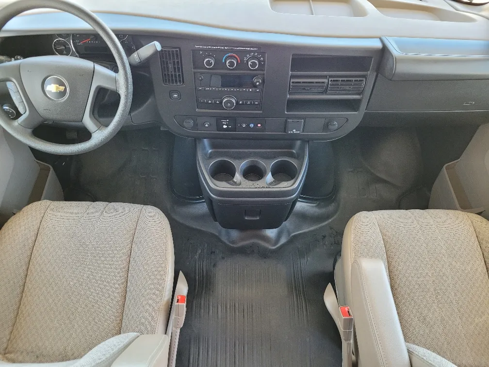 2025 Forest River Sunseeker 2350 LE - Photo 4