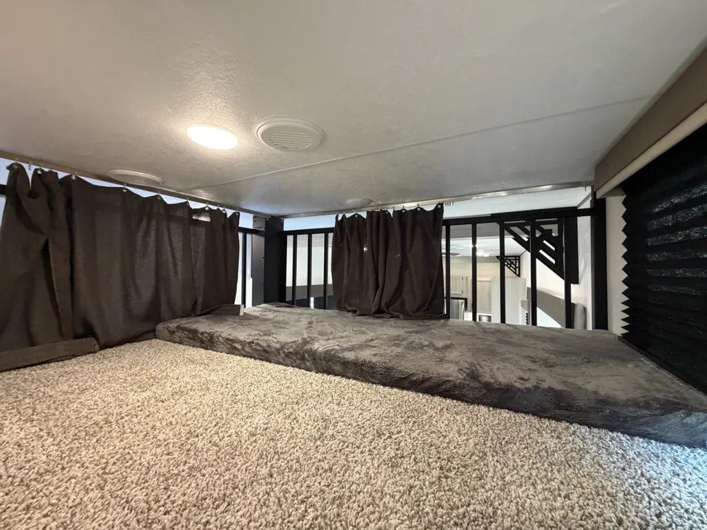 2027 Forest River Aurora 44CONDO, Photos photo 26