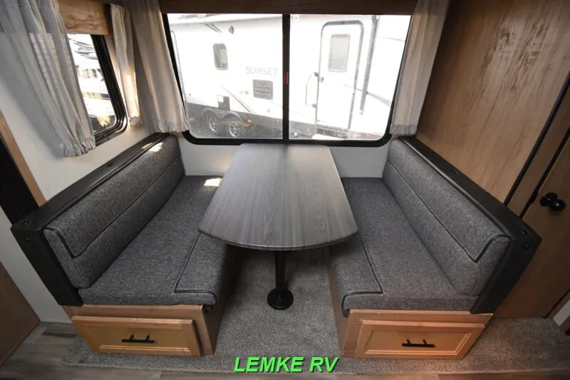 2023 Forest River Cherokee Wolf Den 306MM, Photos photo 15