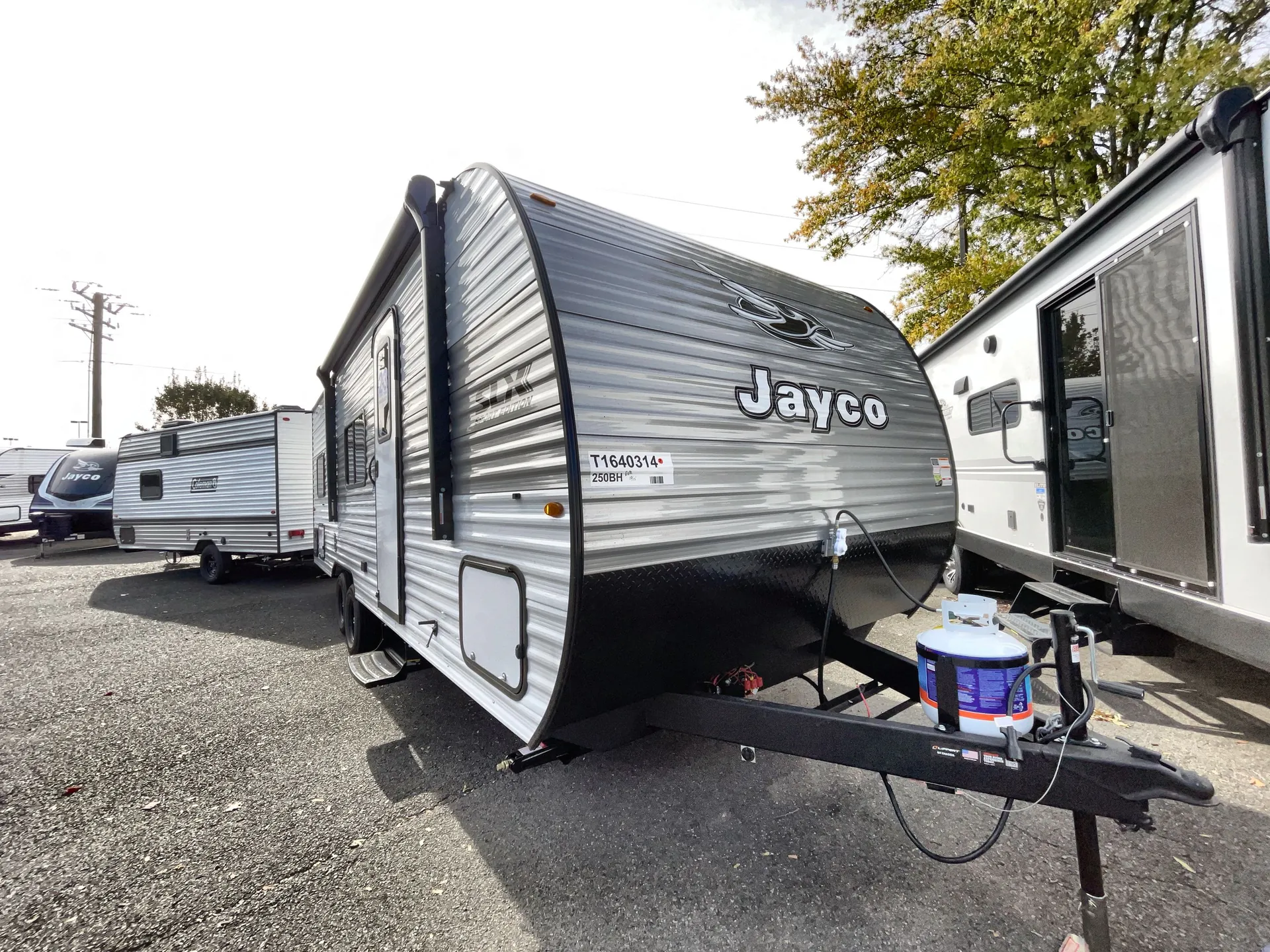 2026 Jayco Jay Flight SLX 250BH - Photo 2